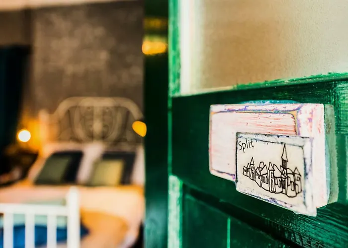 Livo Disno 12 * Split